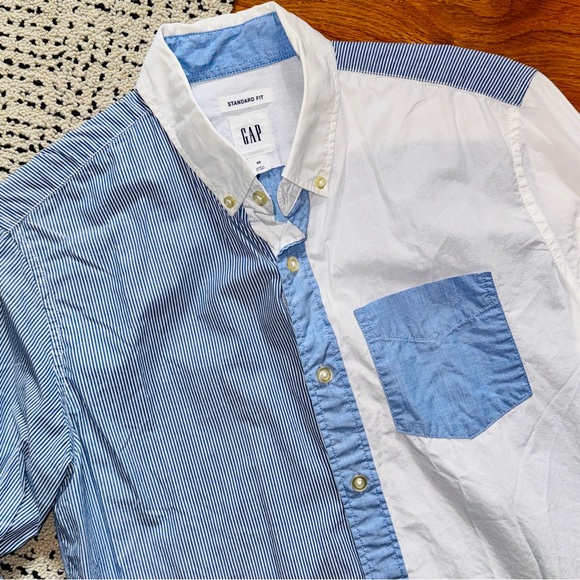 Gap Men’s Colorblock Button Down Shirt - Picture 1 of 7